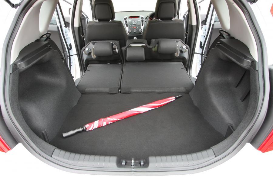  Kia cee&rsquo;d 2009 года  (фото 40 из 98)